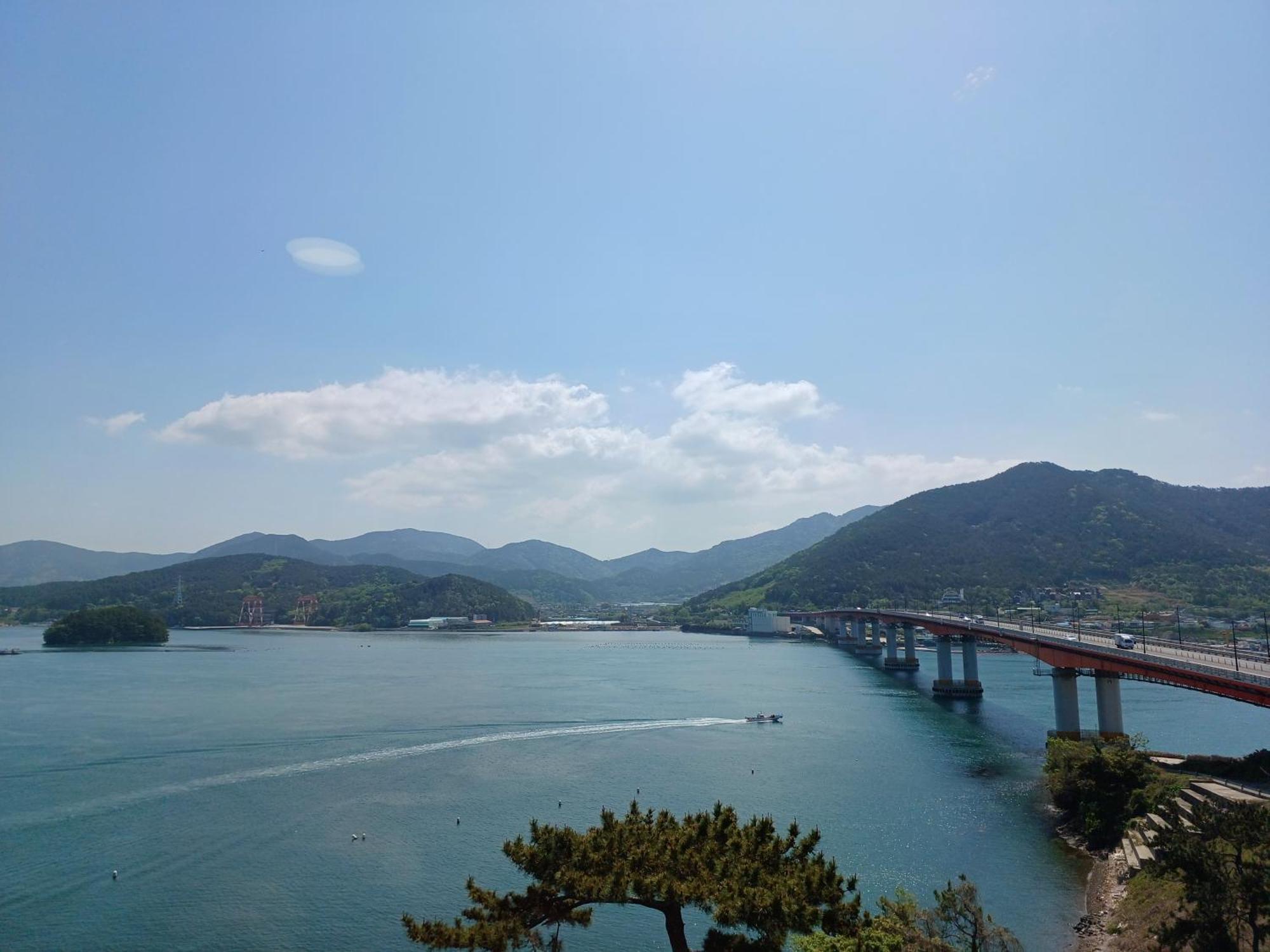 Tongyeong Bridge Hotel ภายนอก รูปภาพ