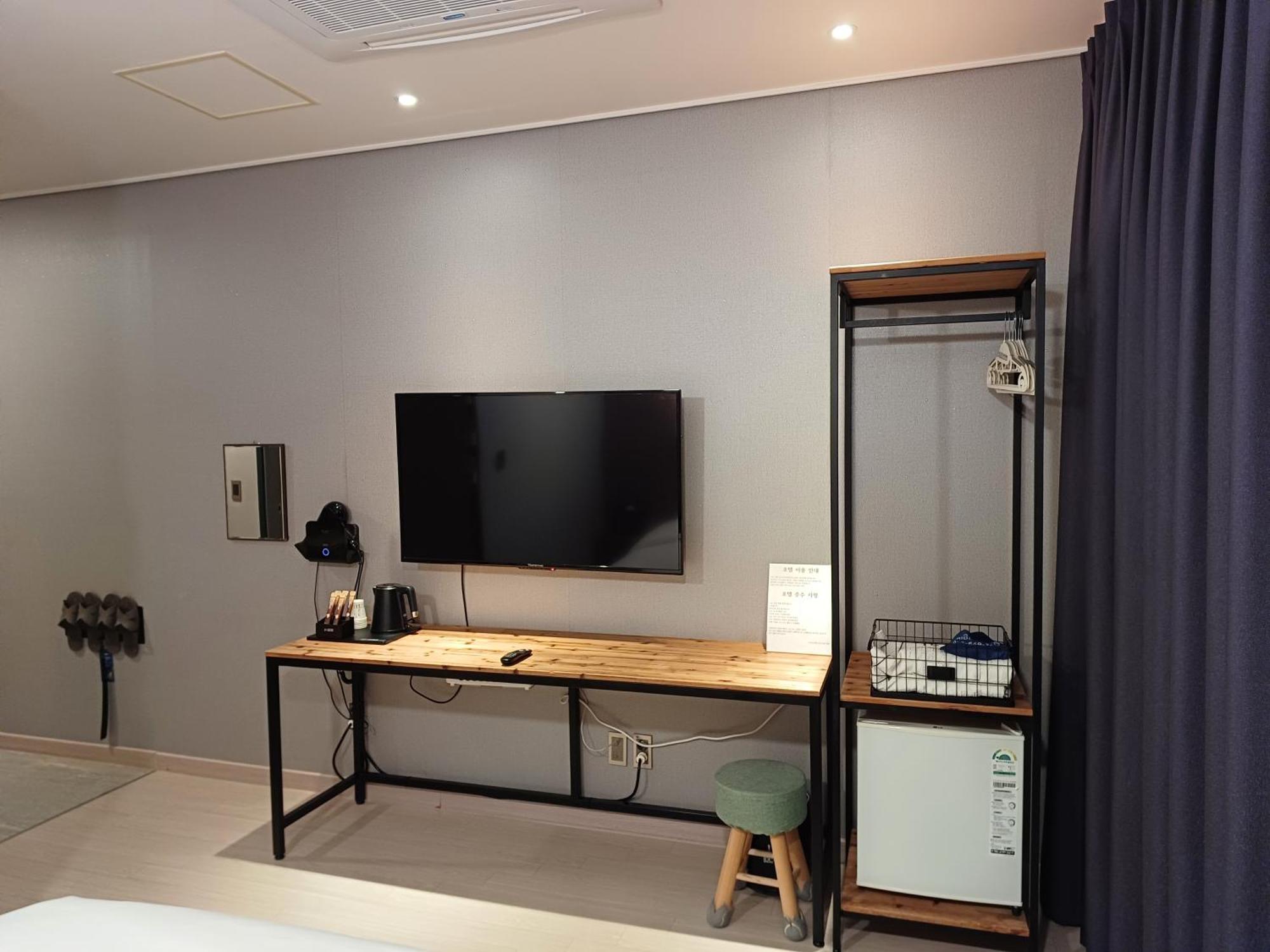 Tongyeong Bridge Hotel ภายนอก รูปภาพ