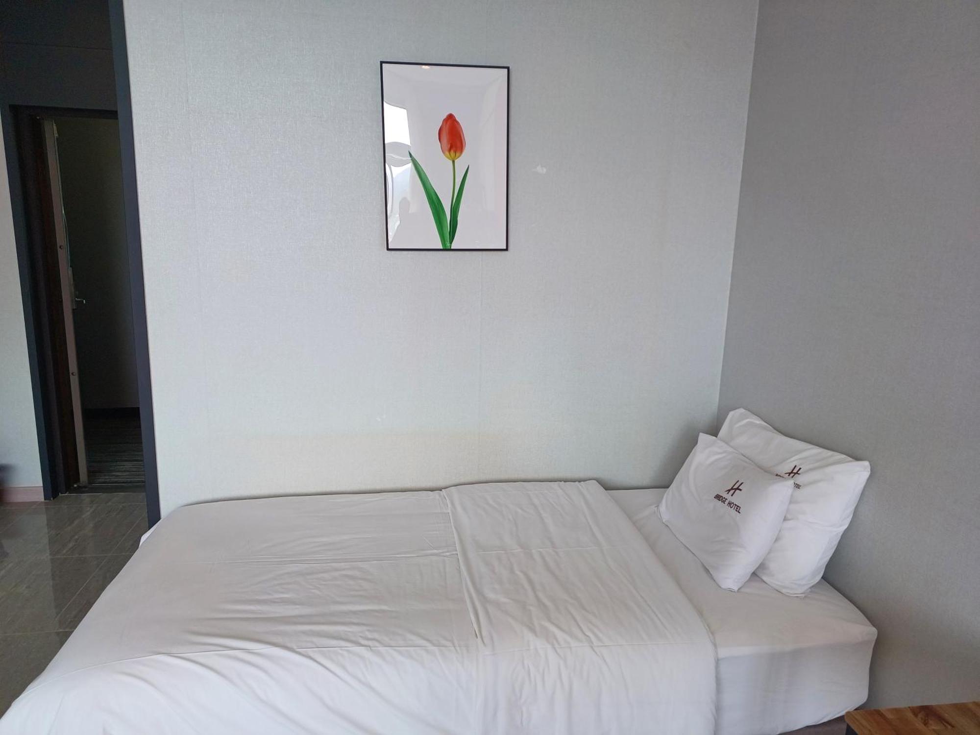 Tongyeong Bridge Hotel ภายนอก รูปภาพ